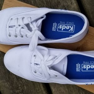 Keds canvas shoes size6 white